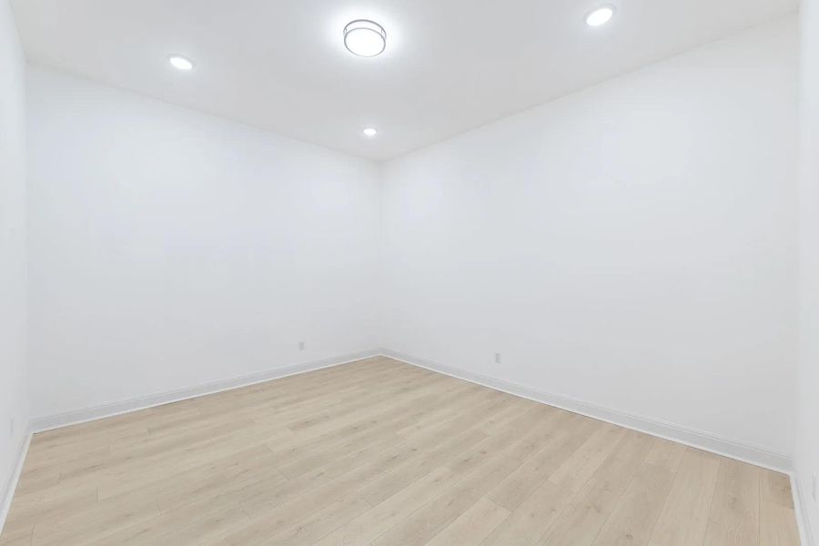 Brookdale II Flex room