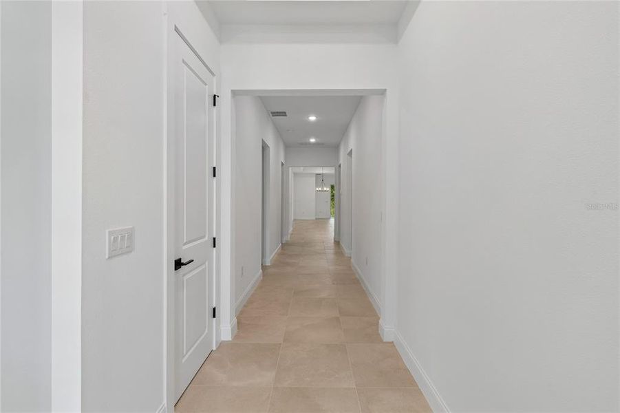 Spacious, unfurnished interior of a new home in Osprey Ranch, Winter Garden (Image 14). Spacious, unfurnished interior of a new home in Osprey Ranch, Winter Garden (Image 14).