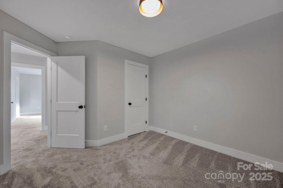 Spacious, unfurnished interior of a new home in , Salisbury (Image 26).