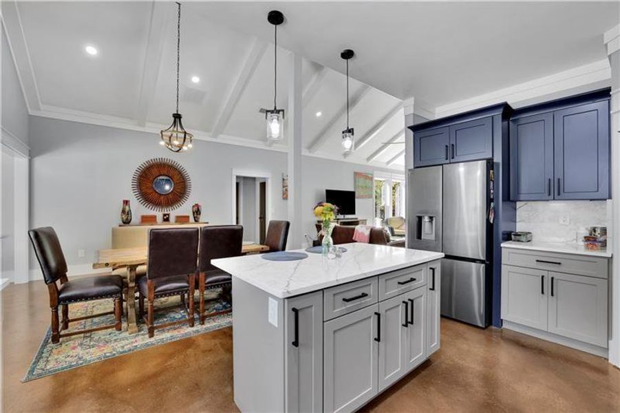 Furnished interior view inside a new home in , Gainesville (Image 7).