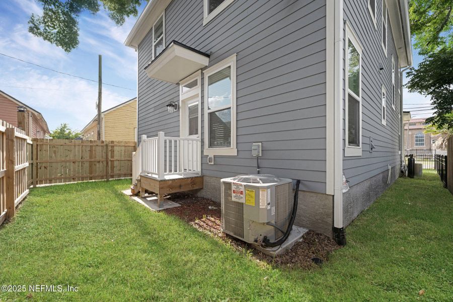 Front exterior of a new home in , Jacksonville, FL, highlighting curb appeal (Image 20). Front exterior of a new home in , Jacksonville, FL, highlighting curb appeal (Image 20).