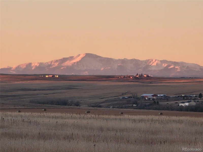 Natural landscape and outdoor views near in Kiowa (Image 23). Natural landscape and outdoor views near in Kiowa (Image 23).