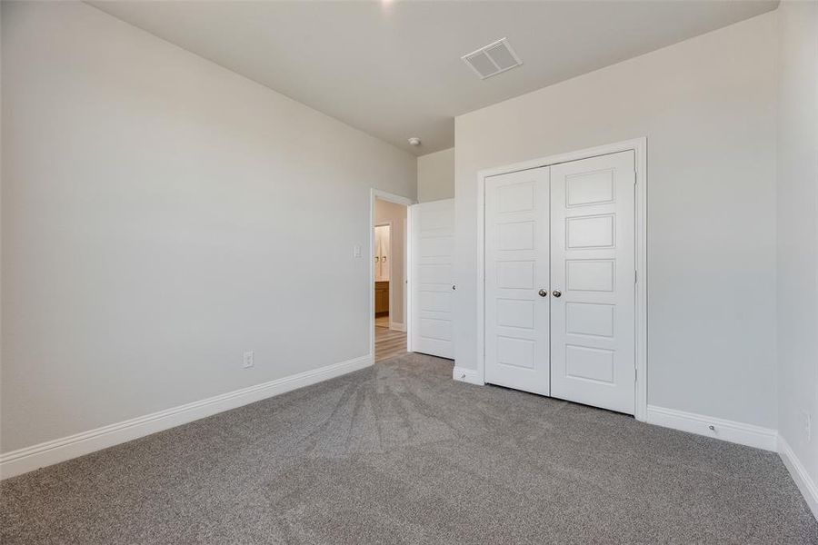 Spacious, unfurnished interior of a new home in Arbors at Legacy Hills, Celina (Image 21).