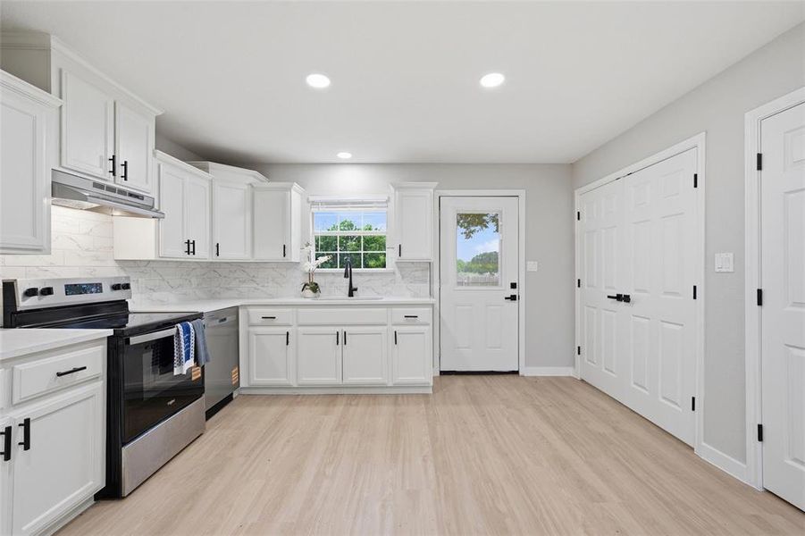Furnished interior view inside a new home in , Hillsboro (Image 3).