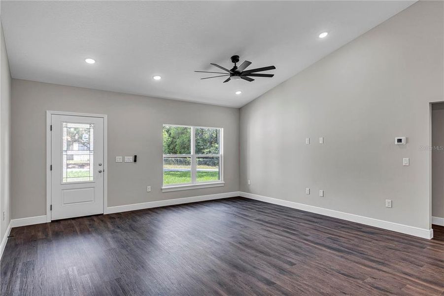 Spacious, unfurnished interior of a new home in , Orange City (Image 20).
