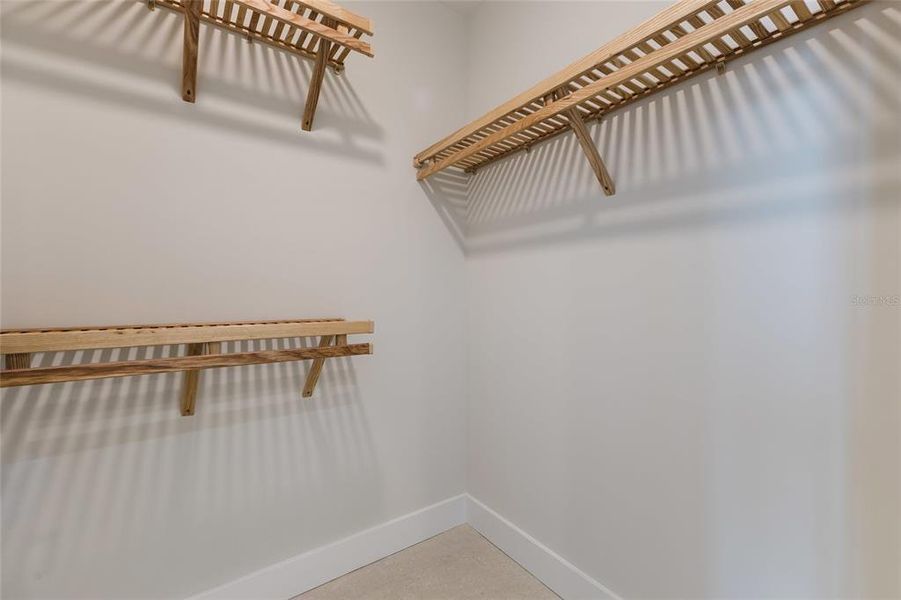 Spacious, unfurnished interior of a new home in , St. Petersburg (Image 39).
