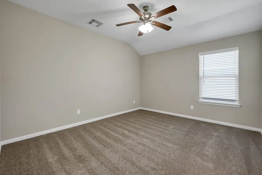 Spacious, unfurnished interior of a new home in , Cleveland (Image 10).