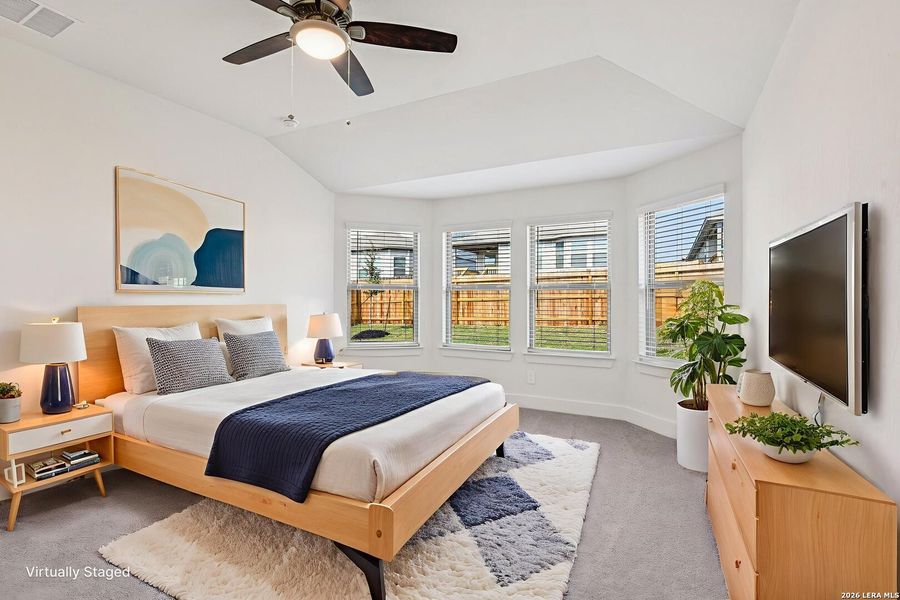 Furnished interior view inside a new home in Lark Canyon, New Braunfels (Image 16).