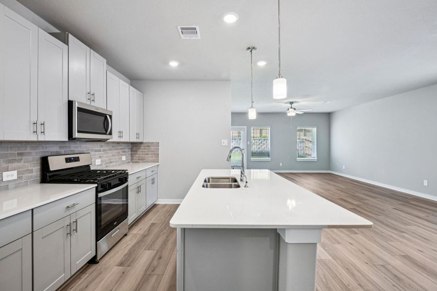 Photo is not of the actual home but is an inspirational photo of builder’s model home and may depict options, furnishings, and/or decorator features that are not included. Photo is not of the actual home but is an inspirational photo of builder’s model home and may depict options, furnishings, and/or decorator features that are not included.