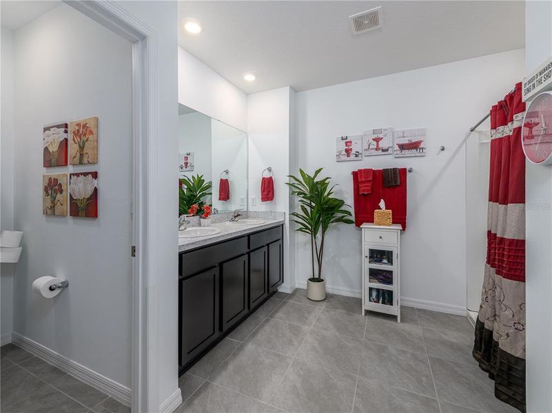 Furnished interior view inside a new home in Westgate at Avalon Park, Wesley Chapel (Image 4). Furnished interior view inside a new home in Westgate at Avalon Park, Wesley Chapel (Image 4).