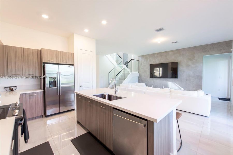 Furnished interior view inside a new home in , Miramar (Image 7).