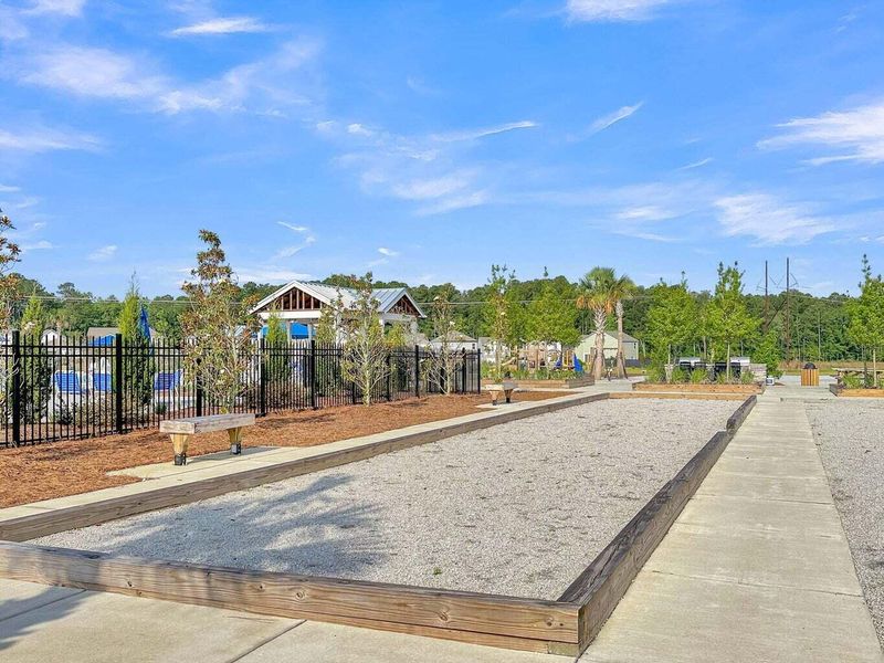 Community amenities in , Summerville (Image 39).