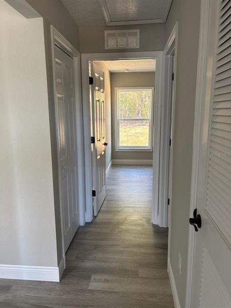 Spacious, unfurnished interior of a new home in , Citrus Springs (Image 14).