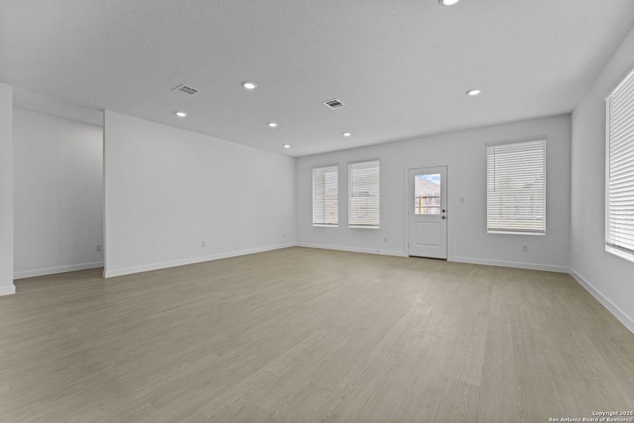 Spacious, unfurnished interior of a new home in Hidden Trails: Coastline Collection, Bulverde (Image 22). Spacious, unfurnished interior of a new home in Hidden Trails: Coastline Collection, Bulverde (Image 22).