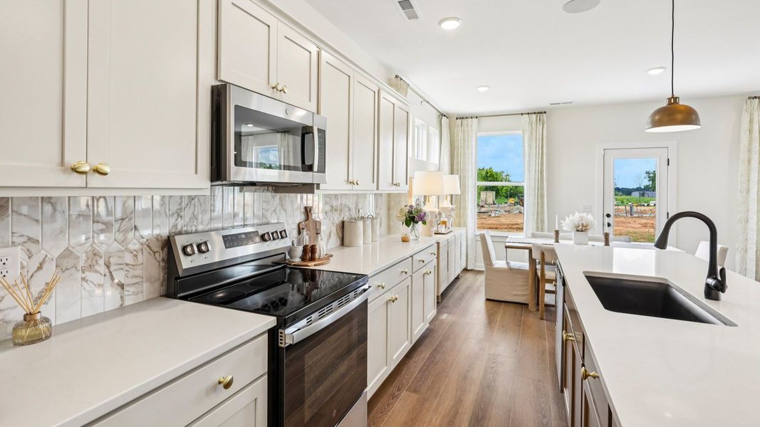 Representative furnished interior of a home built from the Neroli by DRB Homes in Ridgewood, Shelbyville (Image 18). Representative furnished interior of a home built from the Neroli by DRB Homes in Ridgewood, Shelbyville (Image 18).