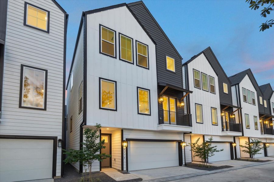 Welcome to 807 Martin Unit C