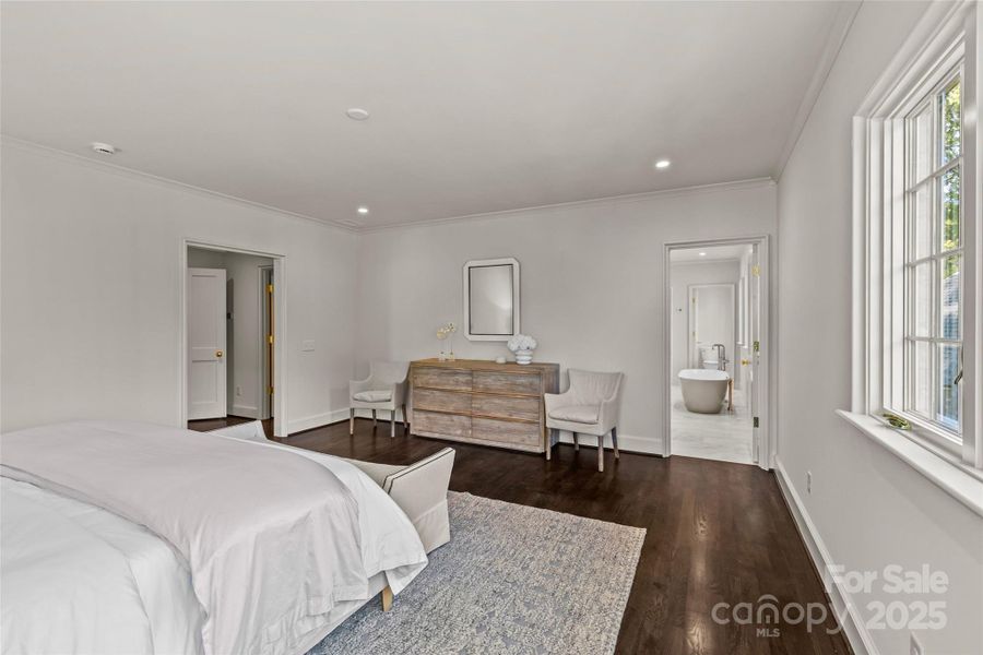 Furnished interior view inside a new home in , Charlotte (Image 7).