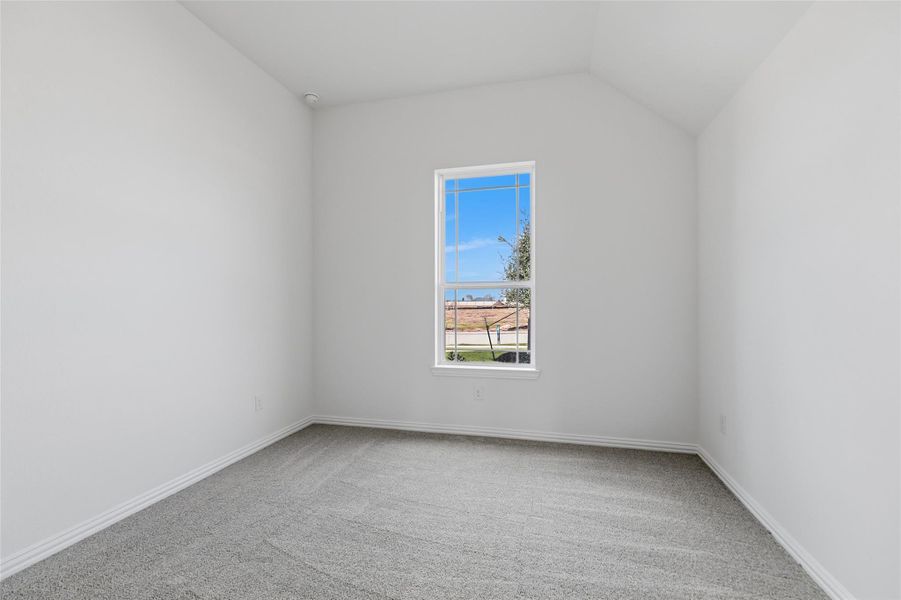 Spacious, unfurnished interior of a new home in Creekhaven, Iowa Colony (Image 15).