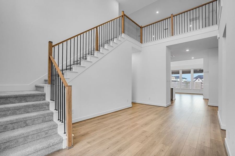 Spacious, unfurnished interior of a new home in Avalon at Cypress, Cypress (Image 19).