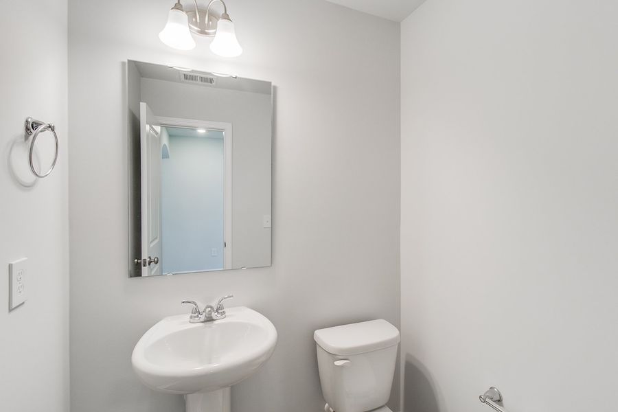 Furnished interior view inside a new home in Winston Point, Gilbert (Image 9).