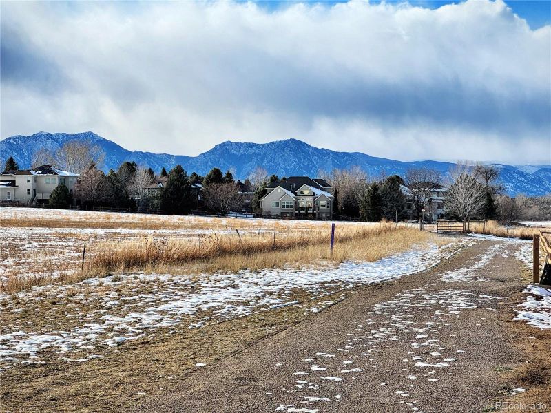 Image 37 of a home in .