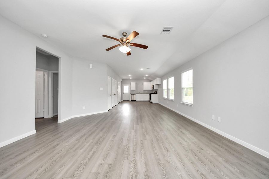 Image 5 of a home in . Image 5 of a home in .