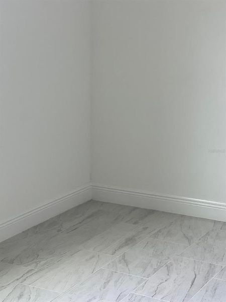 Spacious, unfurnished interior of a new home in , Sanford (Image 8).