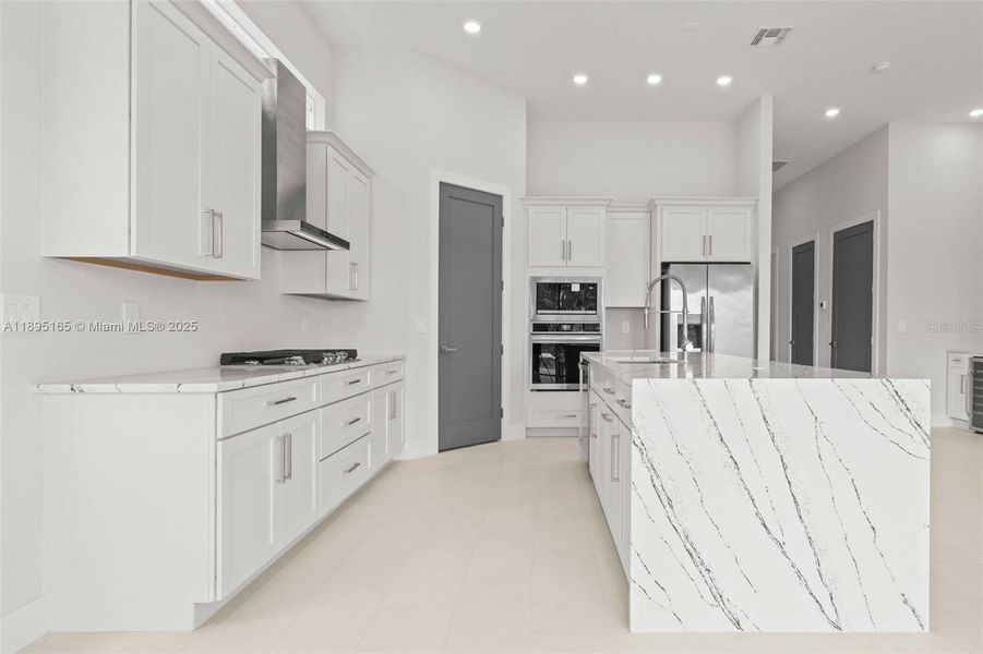 Furnished interior view inside a new home in Reunion Resort, Reunion (Image 11).