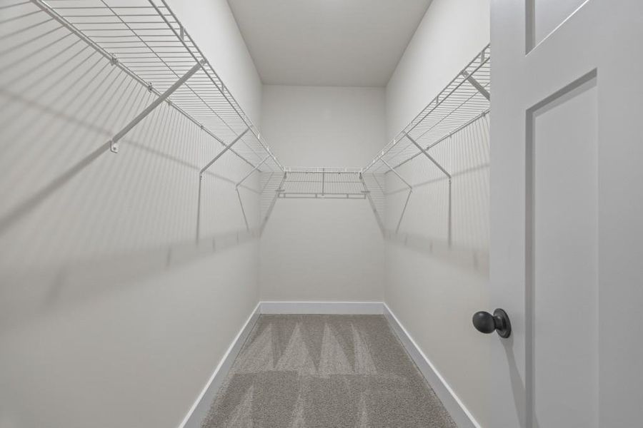 Spacious, unfurnished interior of a new home in , Hartwell (Image 23).