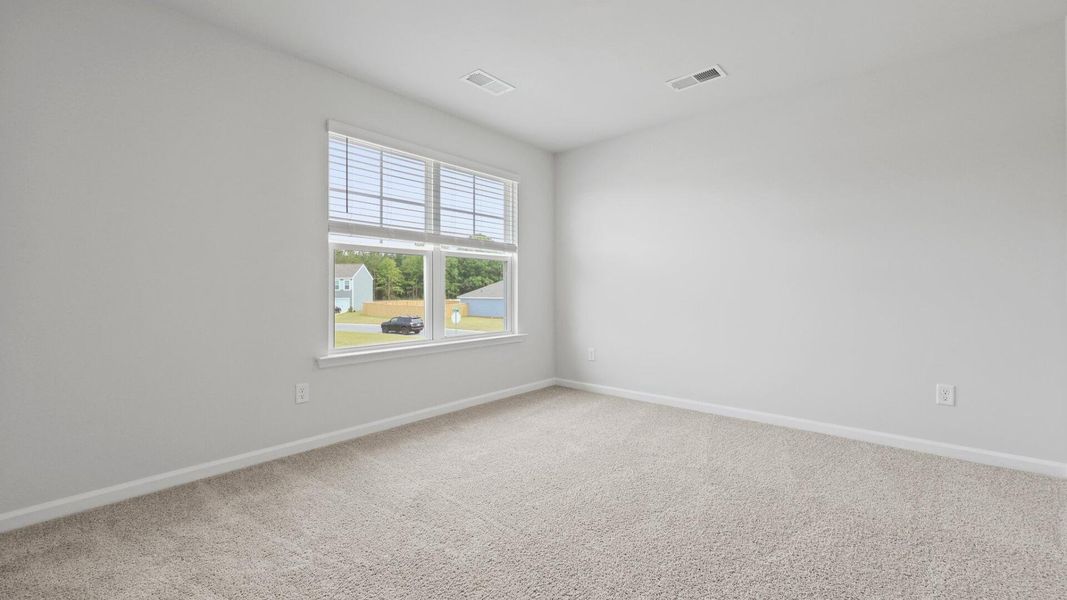Spacious, unfurnished interior of a new home in Center Pointe, Santee (Image 14).