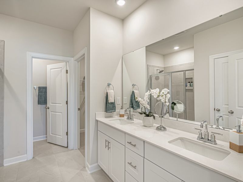 Furnished interior view inside a new home in Palmetto Place, Longs (Image 10).