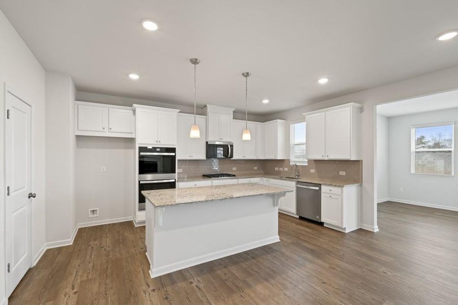 Furnished interior view inside a new home in Oakhurst Manor, McDonough (Image 7). Furnished interior view inside a new home in Oakhurst Manor, McDonough (Image 7).