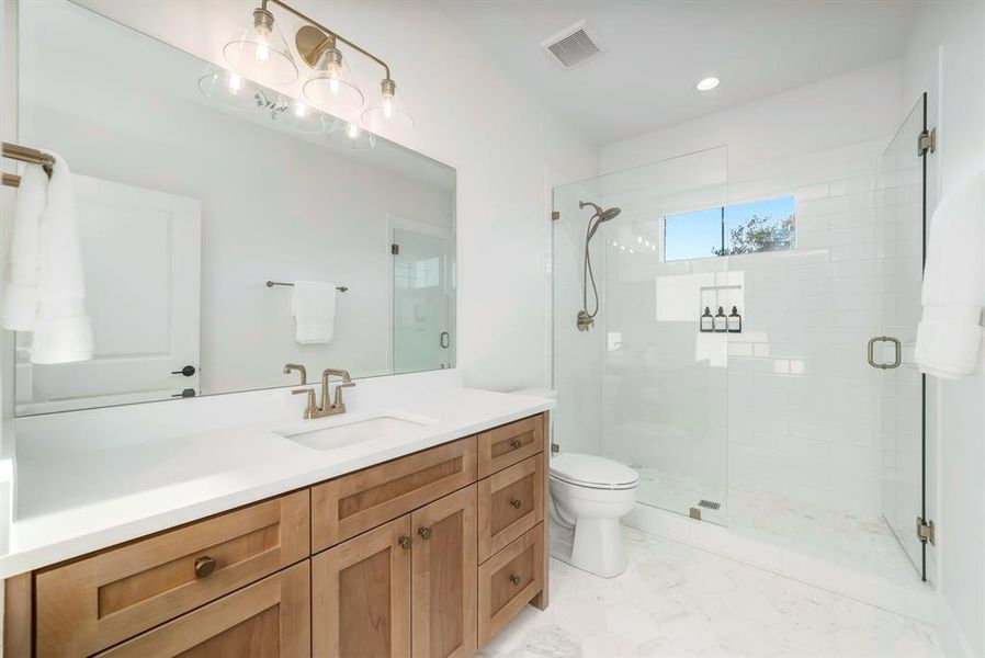 Furnished interior view inside a new home in , McKinney (Image 12).