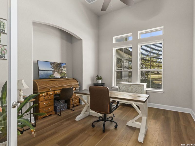 Furnished interior view inside a new home in Potranco Acres, Castroville (Image 39).