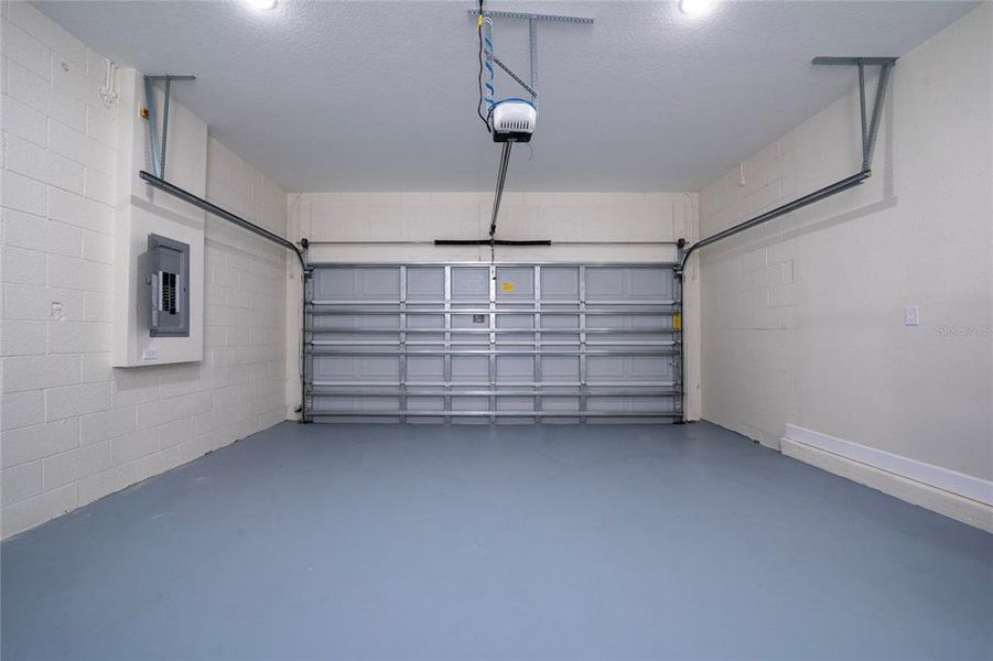 Image 36 of a home in .