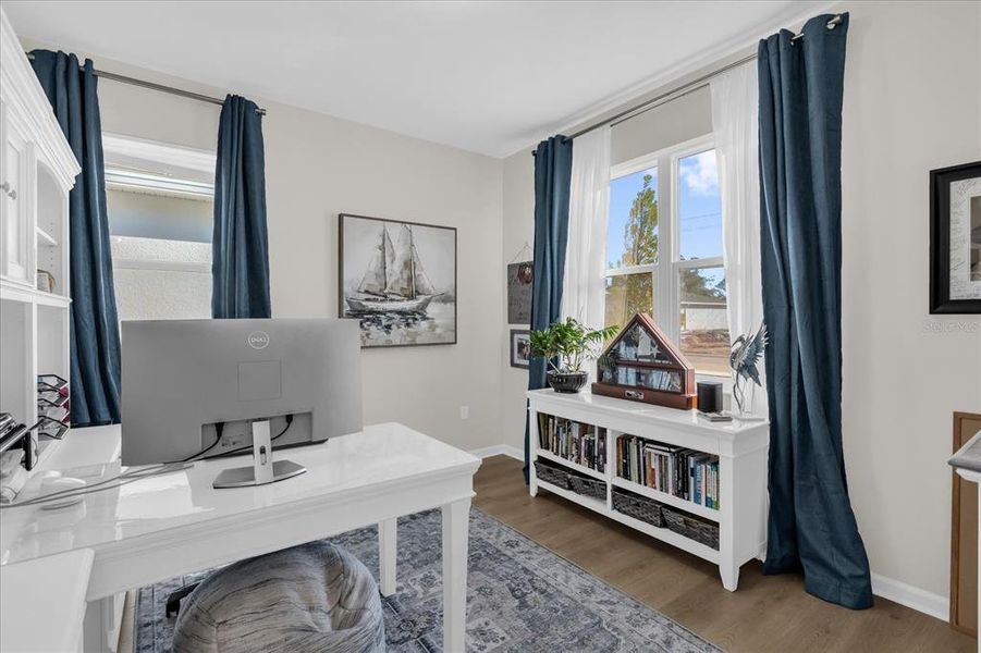Furnished interior view inside a new home in , Deland (Image 9).