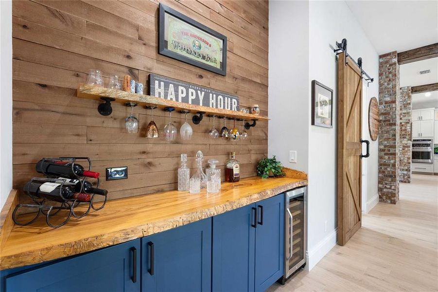 Furnished interior view inside a new home in , Ocala (Image 7).