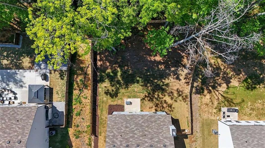 Natural landscape and outdoor views near Traditions at Cedarcrest in Dallas (Image 45).