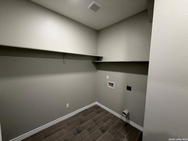 Spacious, unfurnished interior of a new home in , Eagle Pass (Image 13). Spacious, unfurnished interior of a new home in , Eagle Pass (Image 13).