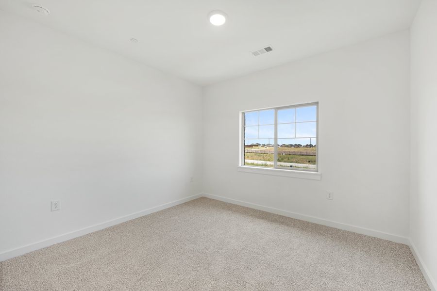 Spacious, unfurnished interior of a new home in Wildridge, Oak Point (Image 45). Spacious, unfurnished interior of a new home in Wildridge, Oak Point (Image 45).