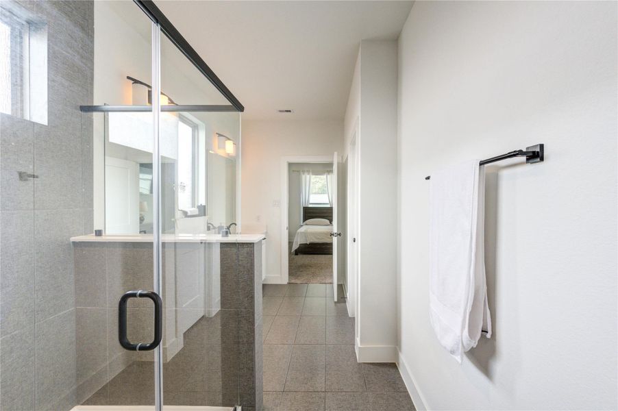 Furnished interior view inside a new home in Harper’s Preserve, Conroe (Image 26).