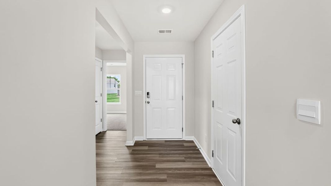 Spacious, unfurnished interior of a new home in Treemont Commons, Wellford (Image 13). Spacious, unfurnished interior of a new home in Treemont Commons, Wellford (Image 13).