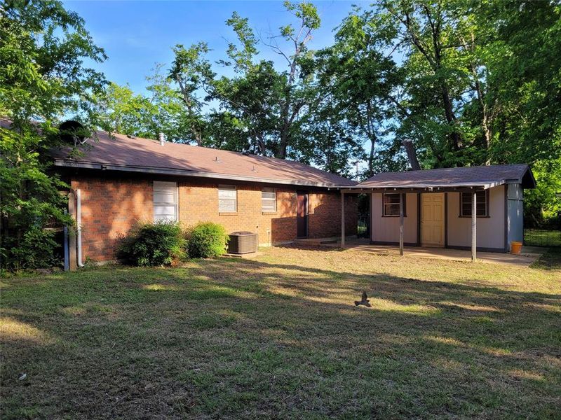 Exterior details and patio area of a home in , Paris (Image 23).
