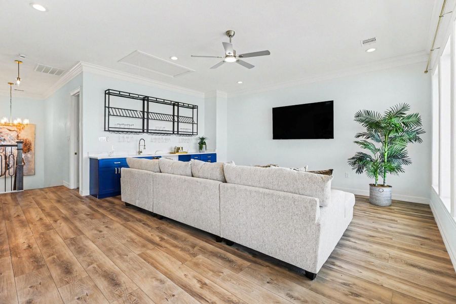 Furnished interior view inside a new home in , Galveston (Image 32).