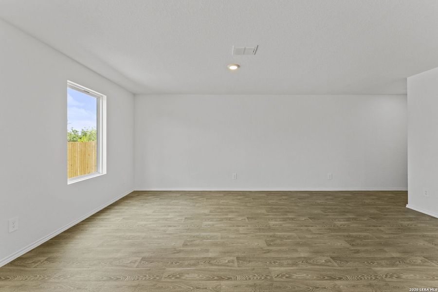Spacious, unfurnished interior of a new home in Blue Ridge Ranch, San Antonio (Image 25). Spacious, unfurnished interior of a new home in Blue Ridge Ranch, San Antonio (Image 25).