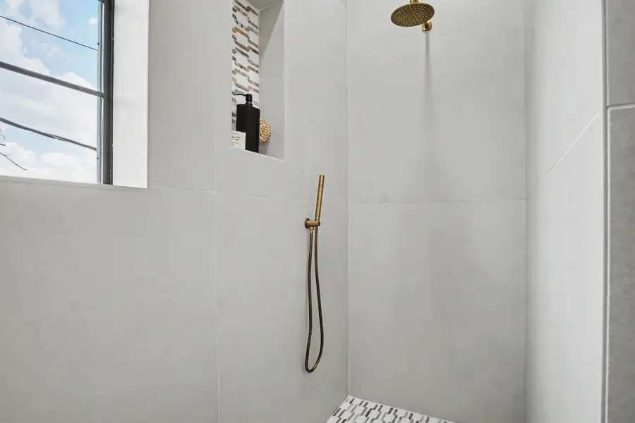 Close-up of interior finishes inside a home in , Houston (Image 20). Close-up of interior finishes inside a home in , Houston (Image 20).