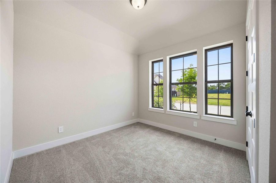 Spacious, unfurnished interior of a new home in , Richmond (Image 23).