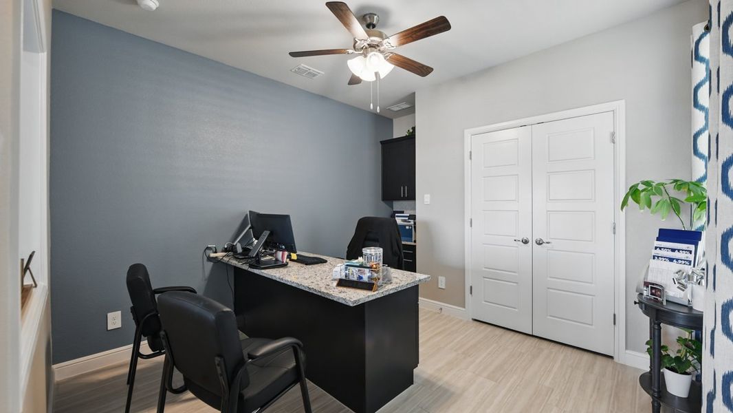 Furnished interior view inside a new home in Rock Creek West, Fort Worth (Image 4). Furnished interior view inside a new home in Rock Creek West, Fort Worth (Image 4).