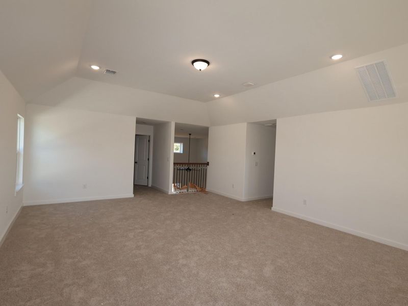 Spacious, unfurnished interior of a new home in Edgewood, Leander (Image 9). Spacious, unfurnished interior of a new home in Edgewood, Leander (Image 9).