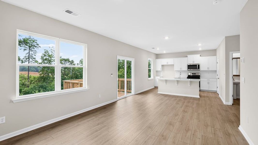 Spacious, unfurnished interior of a new home in Spring Ridge, Anderson (Image 22).